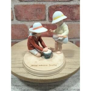 1986 Avon Jessie Wilcox Smith Collection Summer Fun Figurine In Box